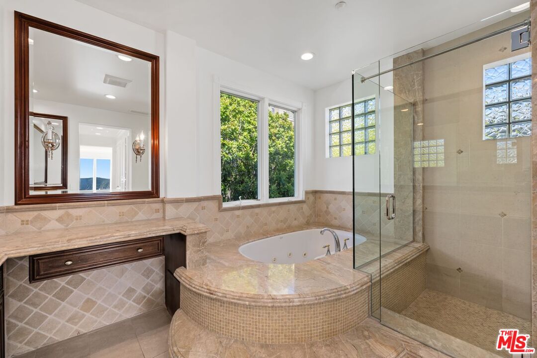 16649 CALLE HALEIGH, Pacific Palisades 