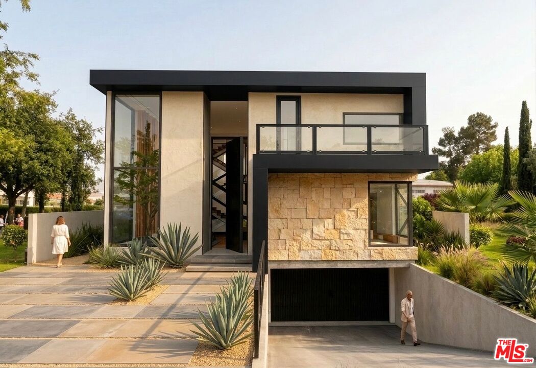 803 N Ogden Dr