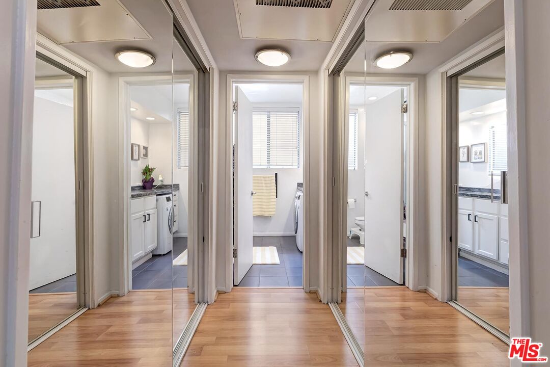 7270 Hillside Ave Unit: 102