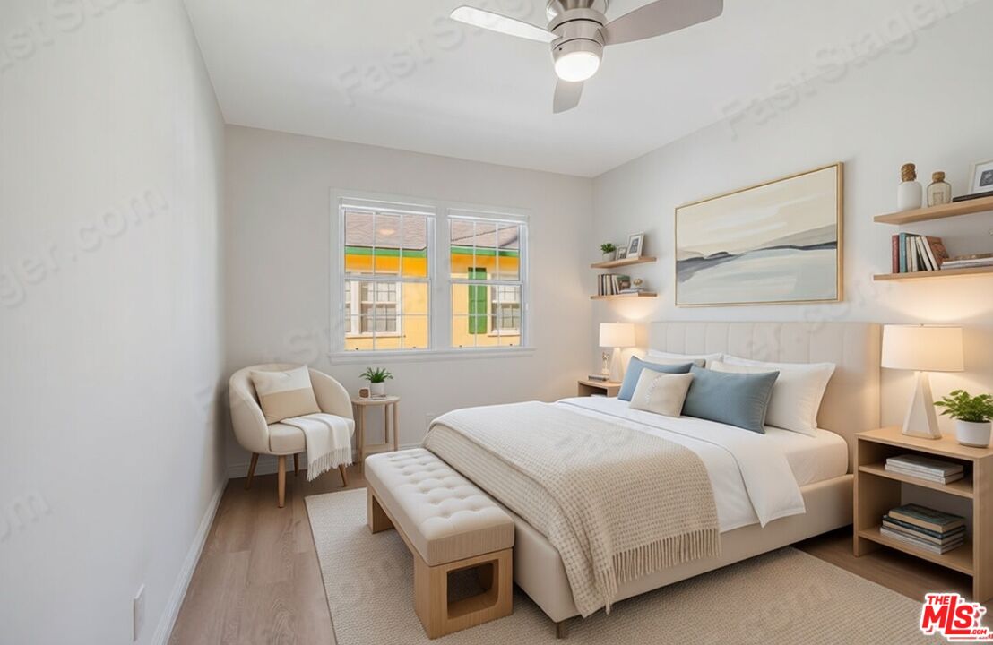 2308 Pisani Pl, Venice 