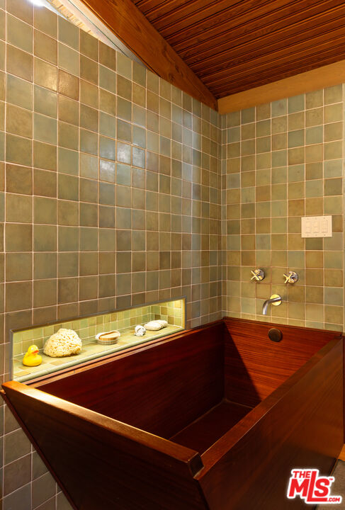 3580 Multiview Dr, Hollywood Hills