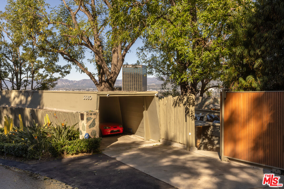 3580 Multiview Dr, Hollywood Hills