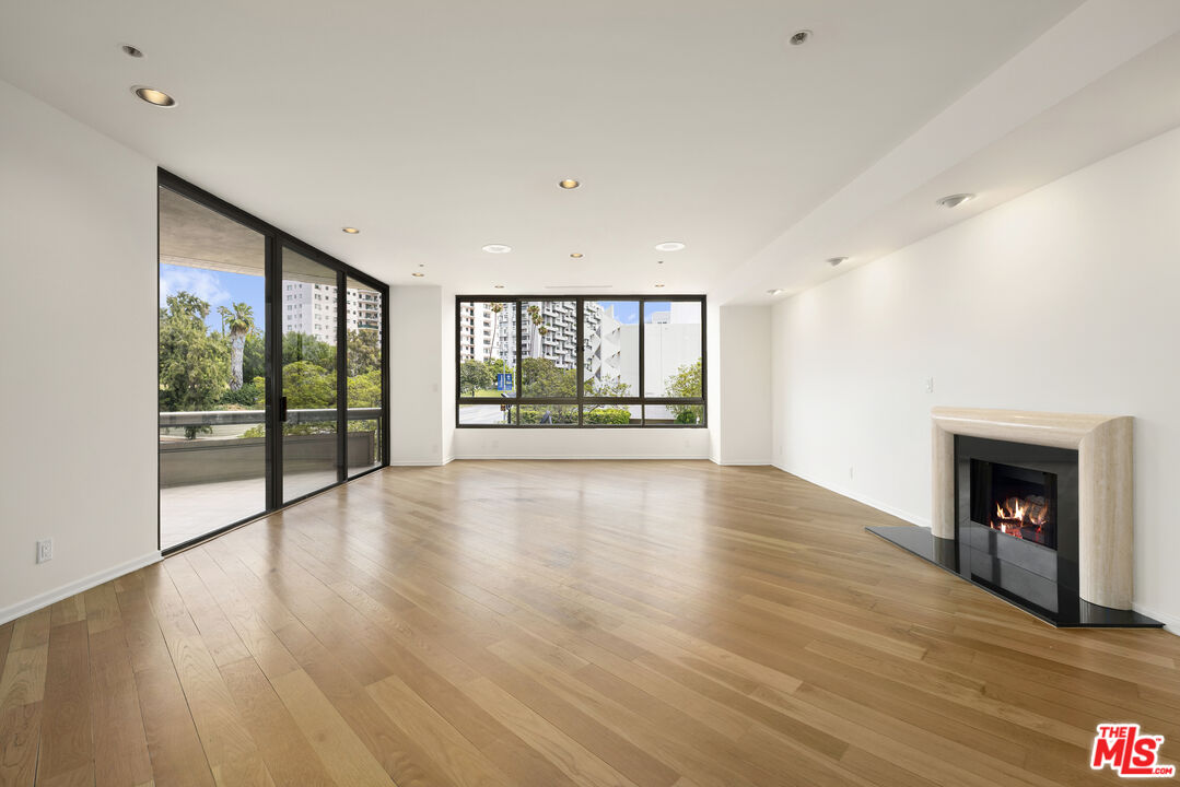 10430 Wilshire Blvd Unit: 202, Westwood