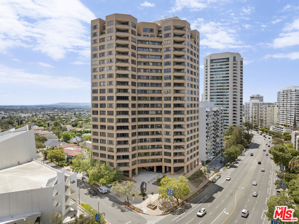 10430 Wilshire Blvd Unit: 202, Westwood