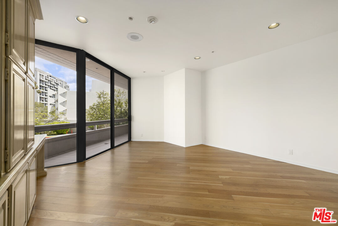 10430 Wilshire Blvd Unit: 202, Westwood