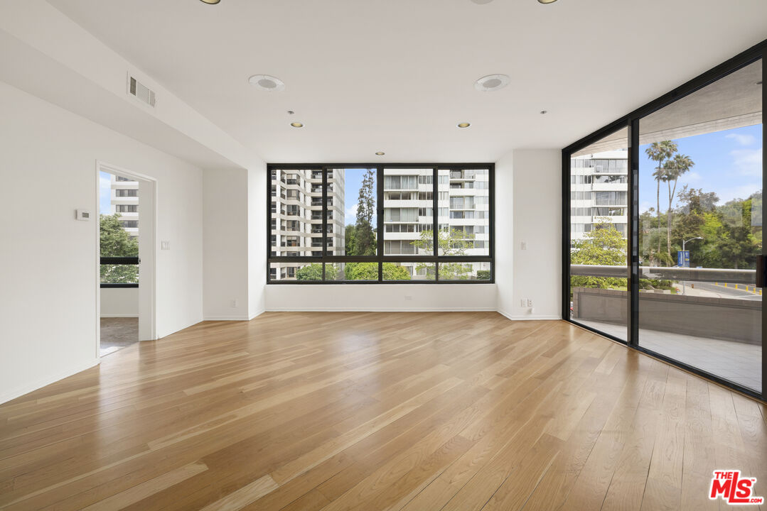 10430 Wilshire Blvd Unit: 202, Westwood