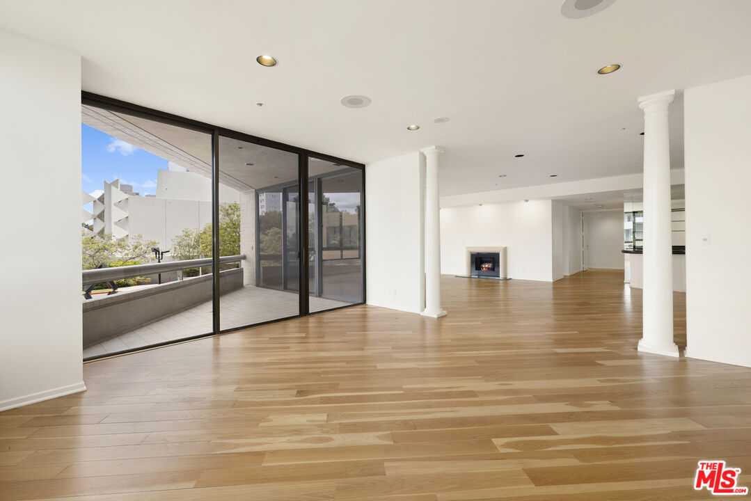 10430 Wilshire Blvd Unit: 202, Westwood