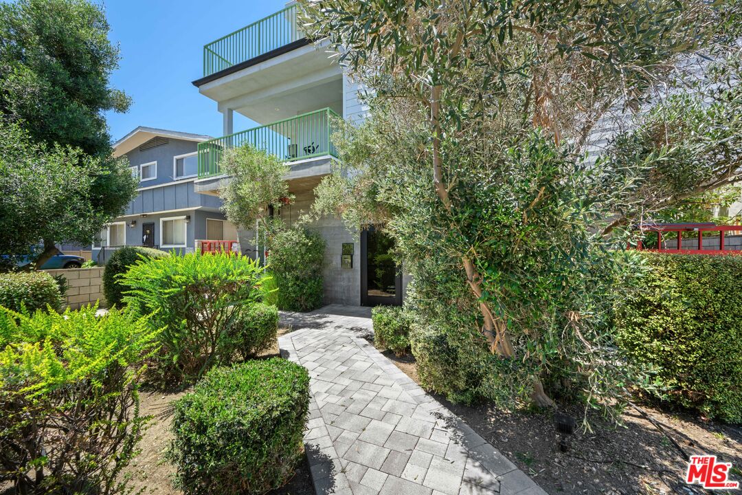1431 S Sherbourne Dr