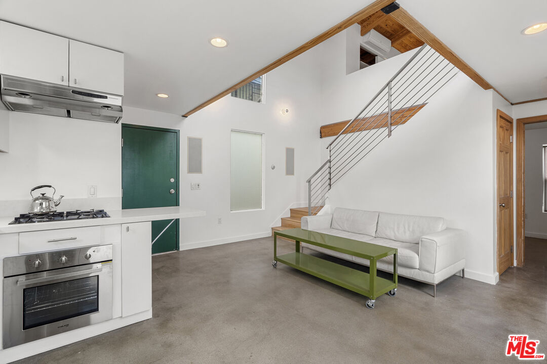 2230 Oros St, Silver Lake