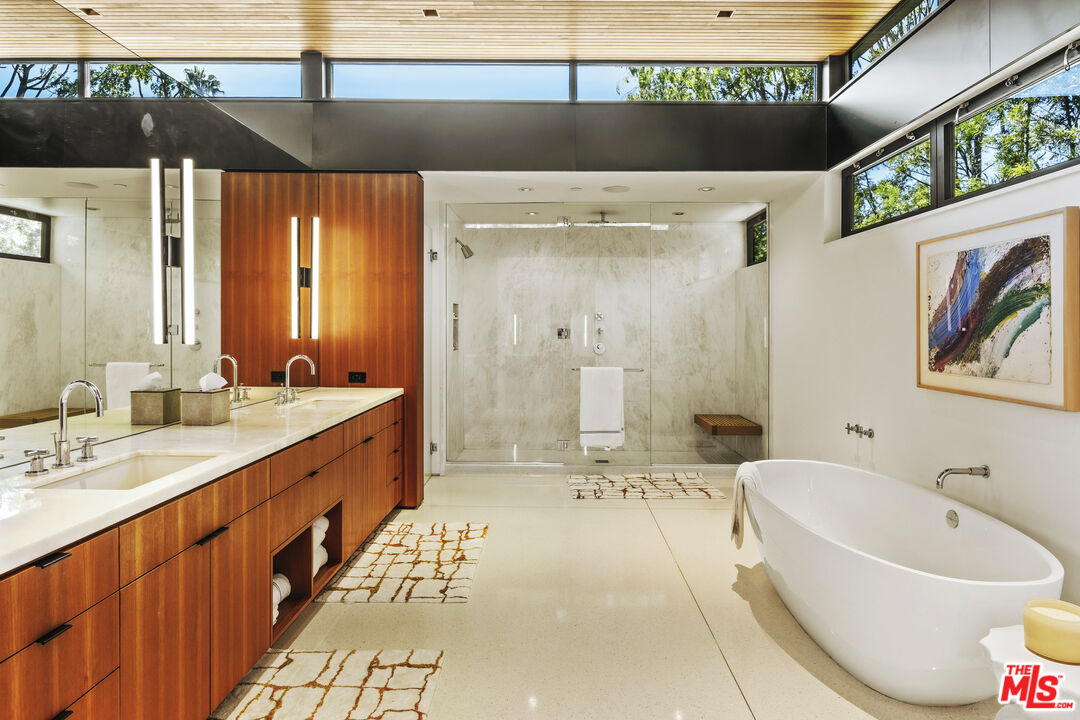 570 Evelyn Pl, Beverly Hills