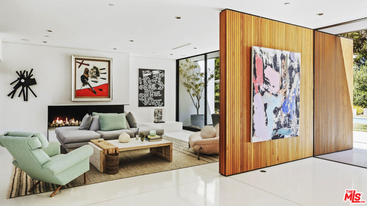 570 Evelyn Pl, Beverly Hills