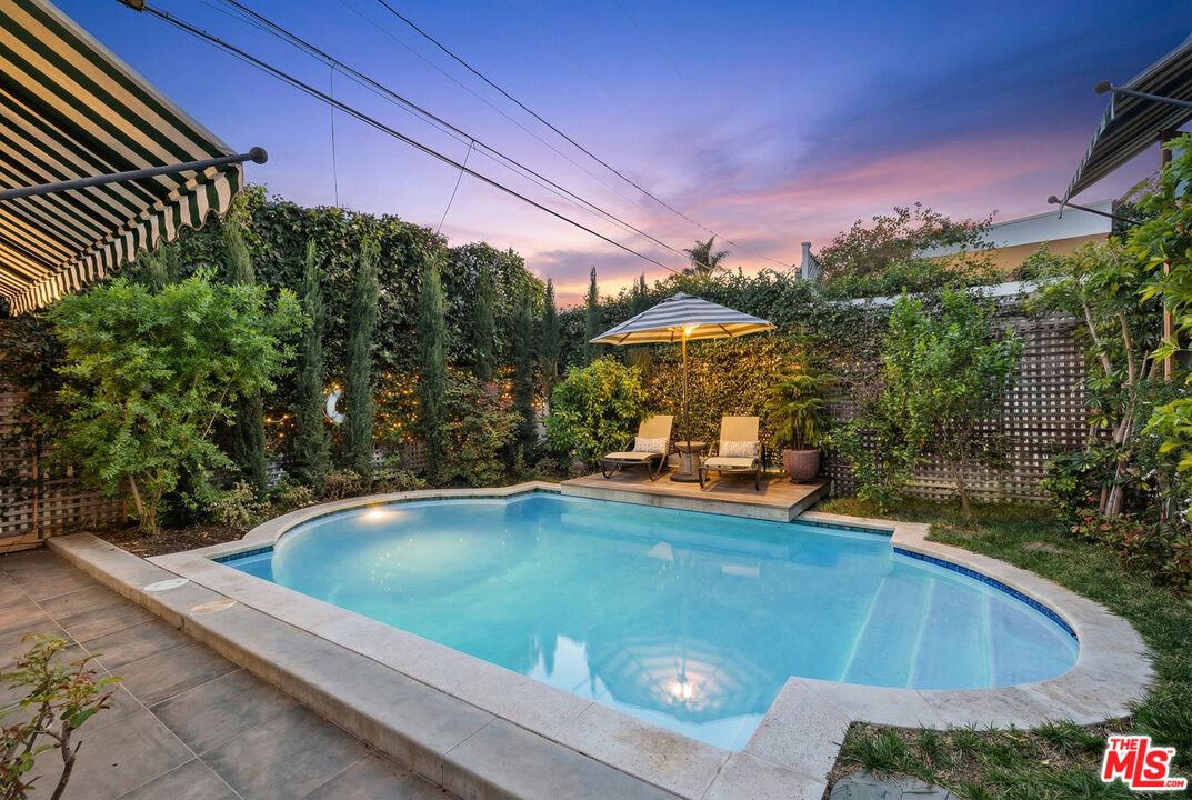8980 Lloyd Pl, West Hollywood
