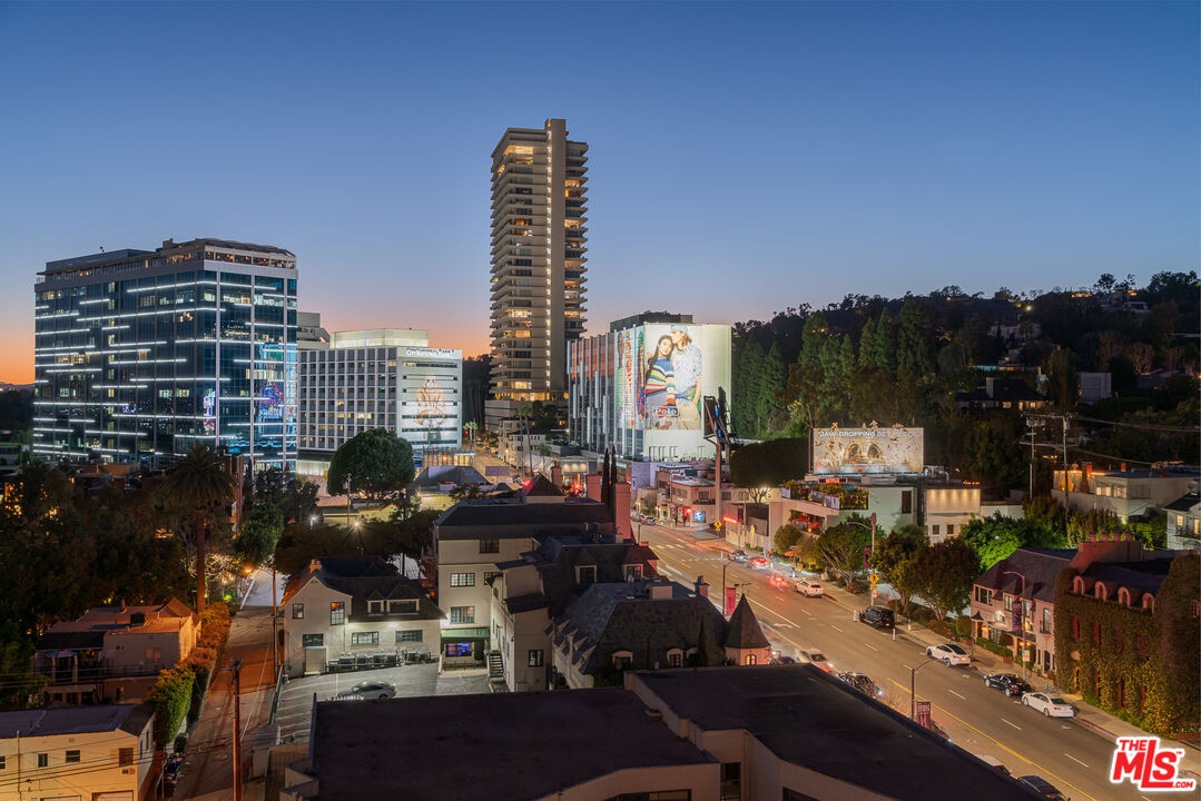 9040 W Sunset Blvd Unit: 1001, West Hollywood 