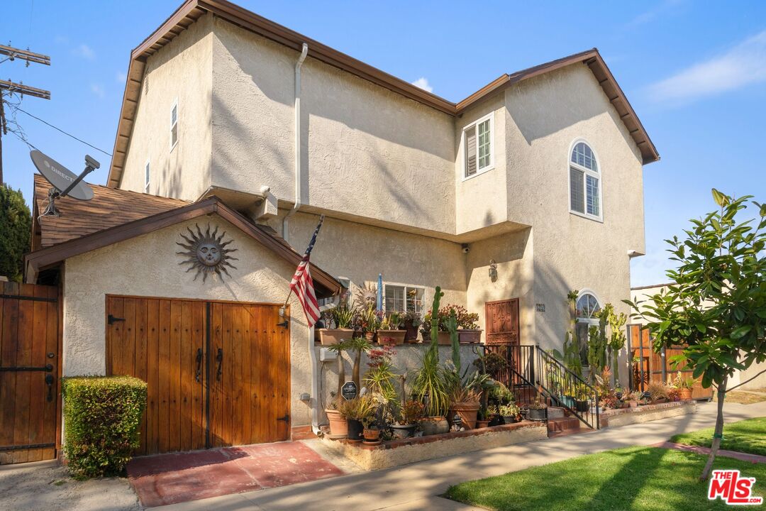 5359 Saturn St