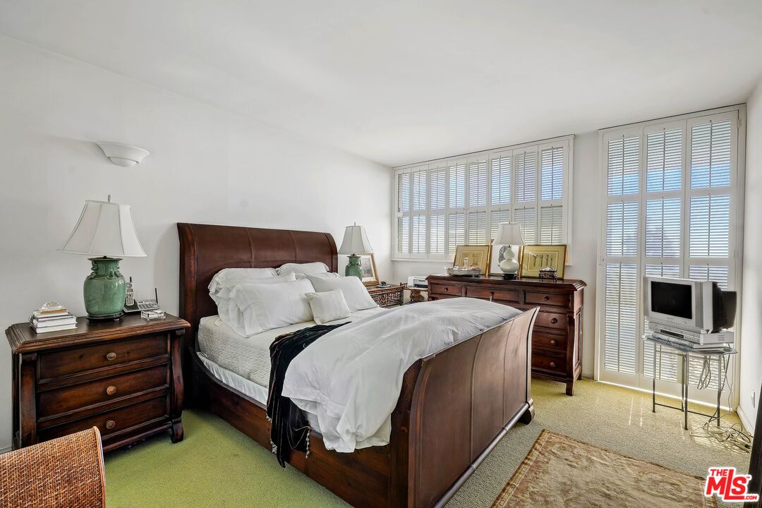 8787 Shoreham Dr Unit: 310