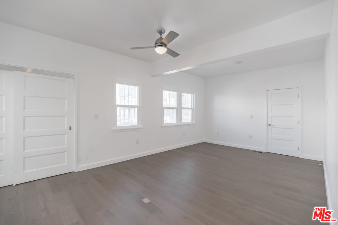 31 Breeze Ave Unit: A