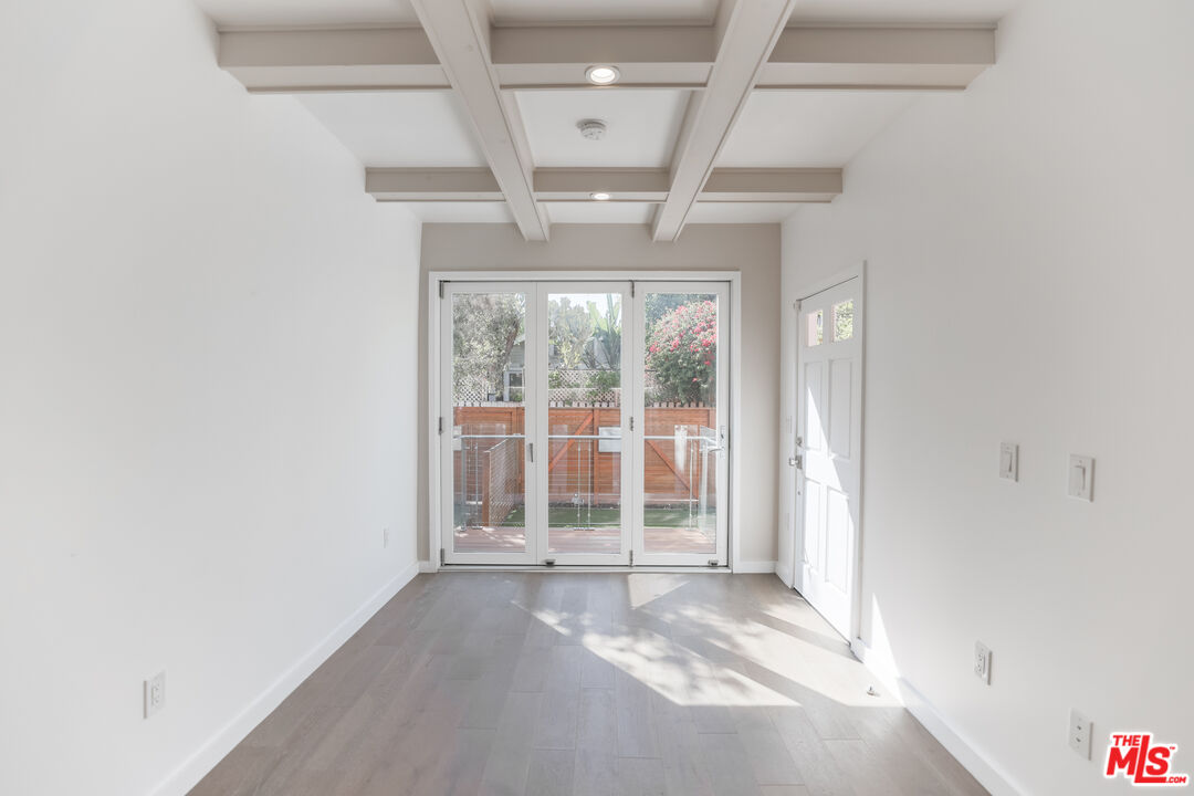 31 Breeze Ave Unit: A