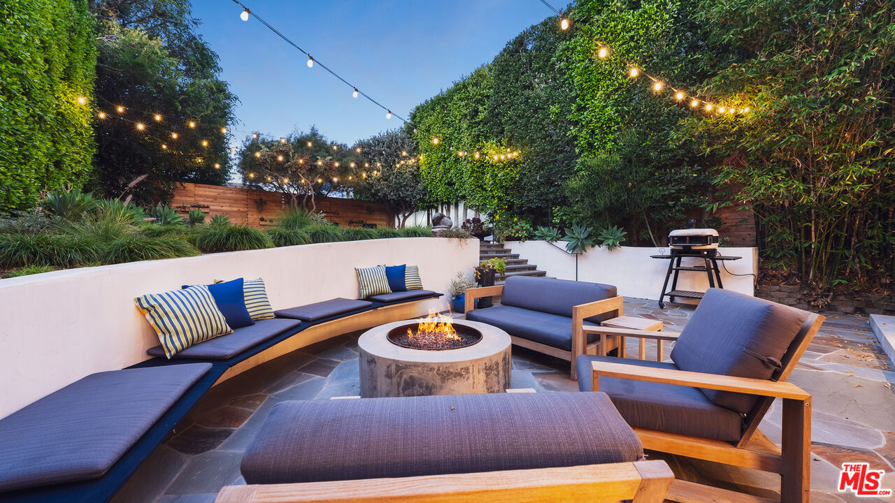 2725 6th St, Santa Monica