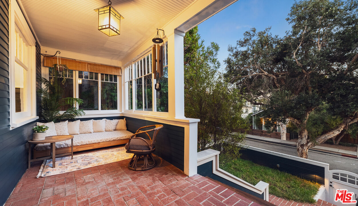2725 6th St, Santa Monica