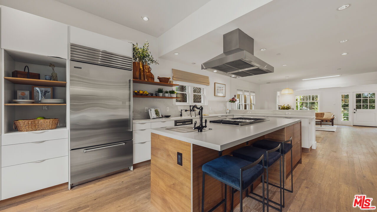 2725 6th St, Santa Monica