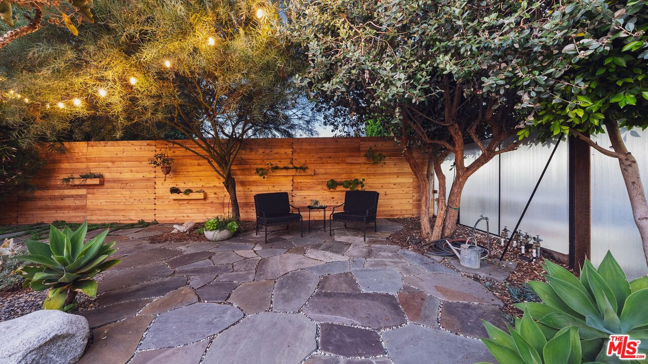 2725 6th St, Santa Monica