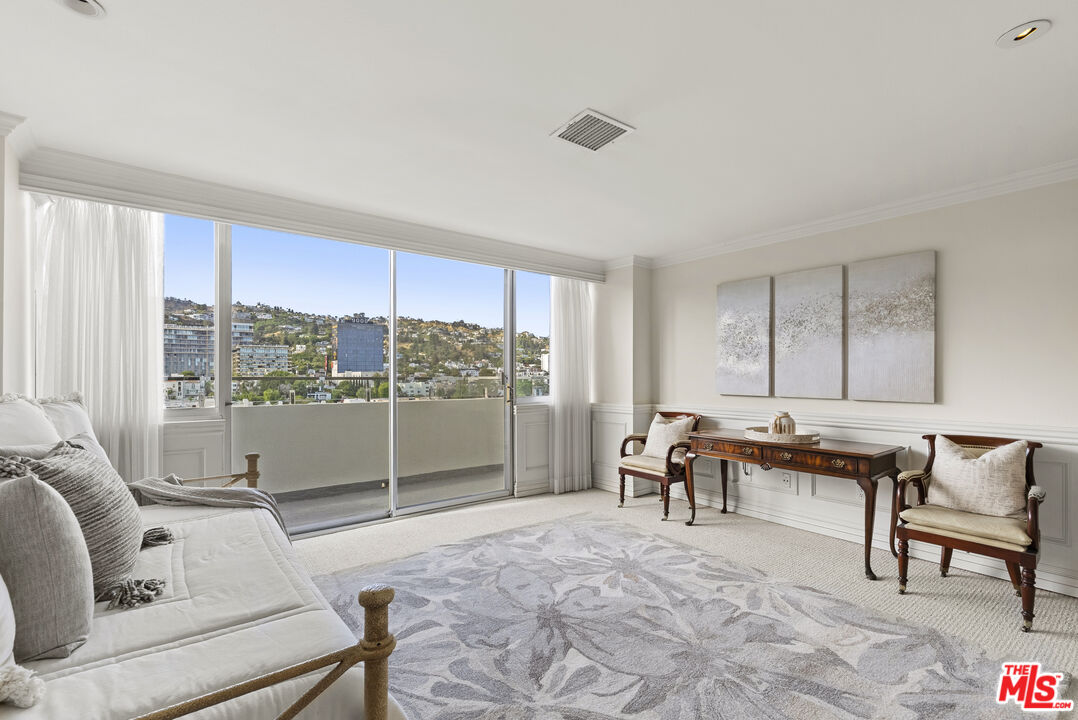 838 N Doheny Dr Unit: C, West Hollywood