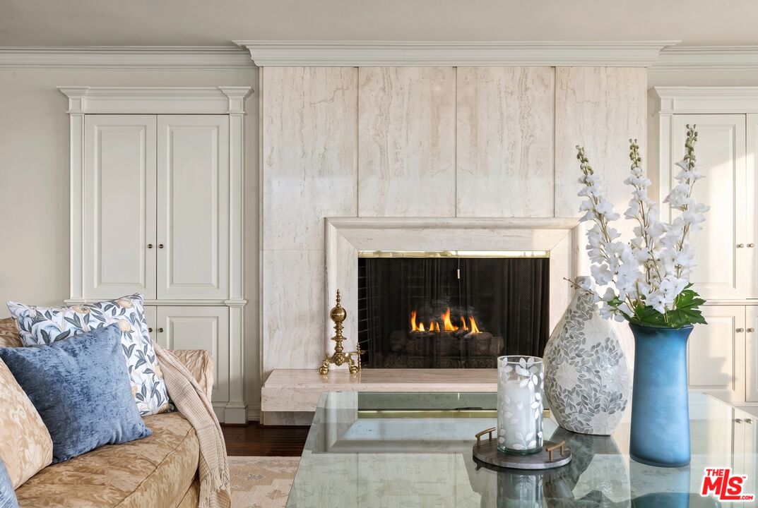 838 N Doheny Dr Unit: C, West Hollywood