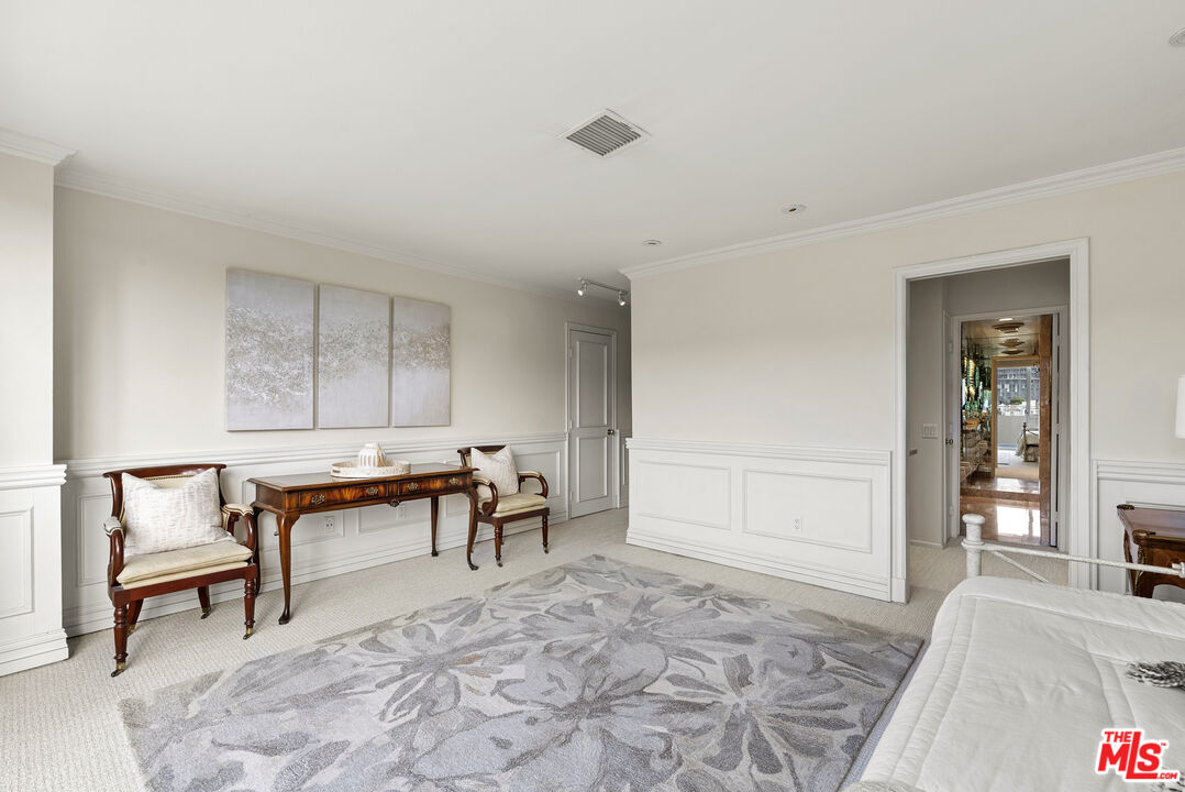 838 N Doheny Dr Unit: C, West Hollywood