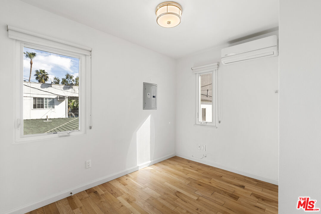 838 Hilldale, West Hollywood 