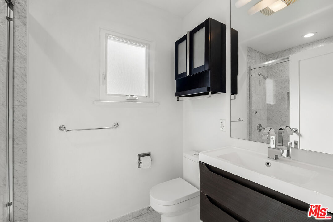 838 Hilldale, West Hollywood 