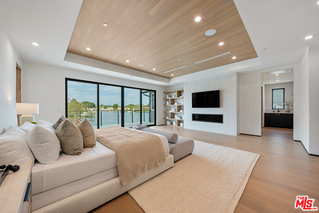 3708 Brigantine Cir