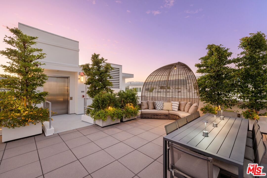 450 N Palm Dr Unit: 507, Beverly Hills 