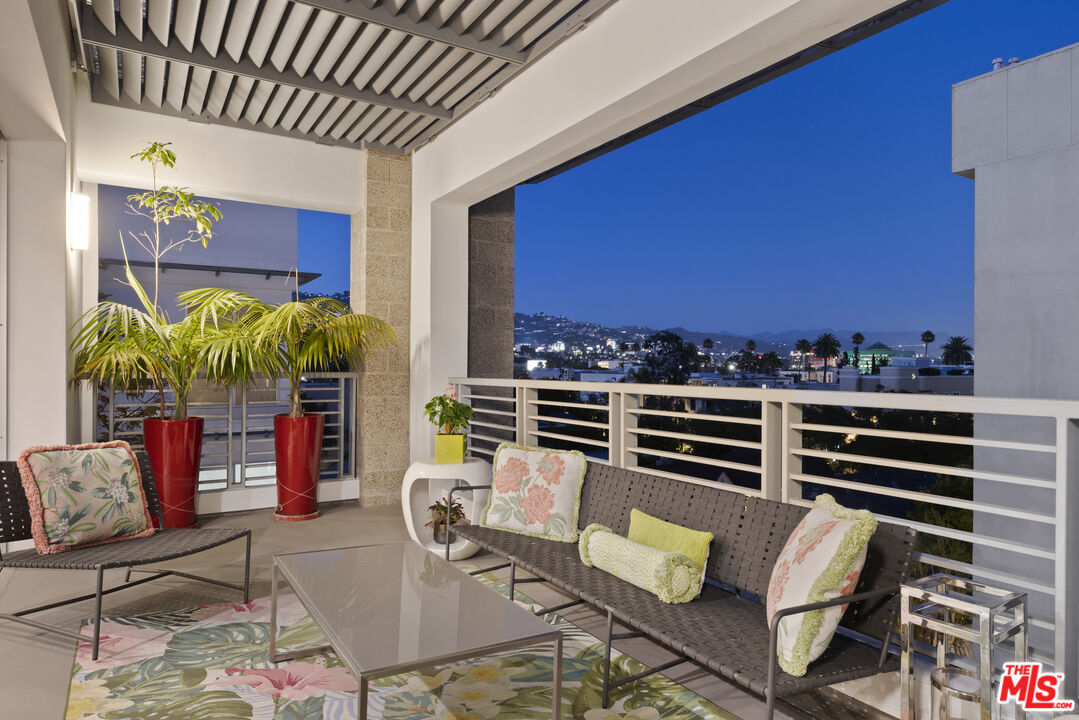 450 N Palm Dr Unit: 507, Beverly Hills 