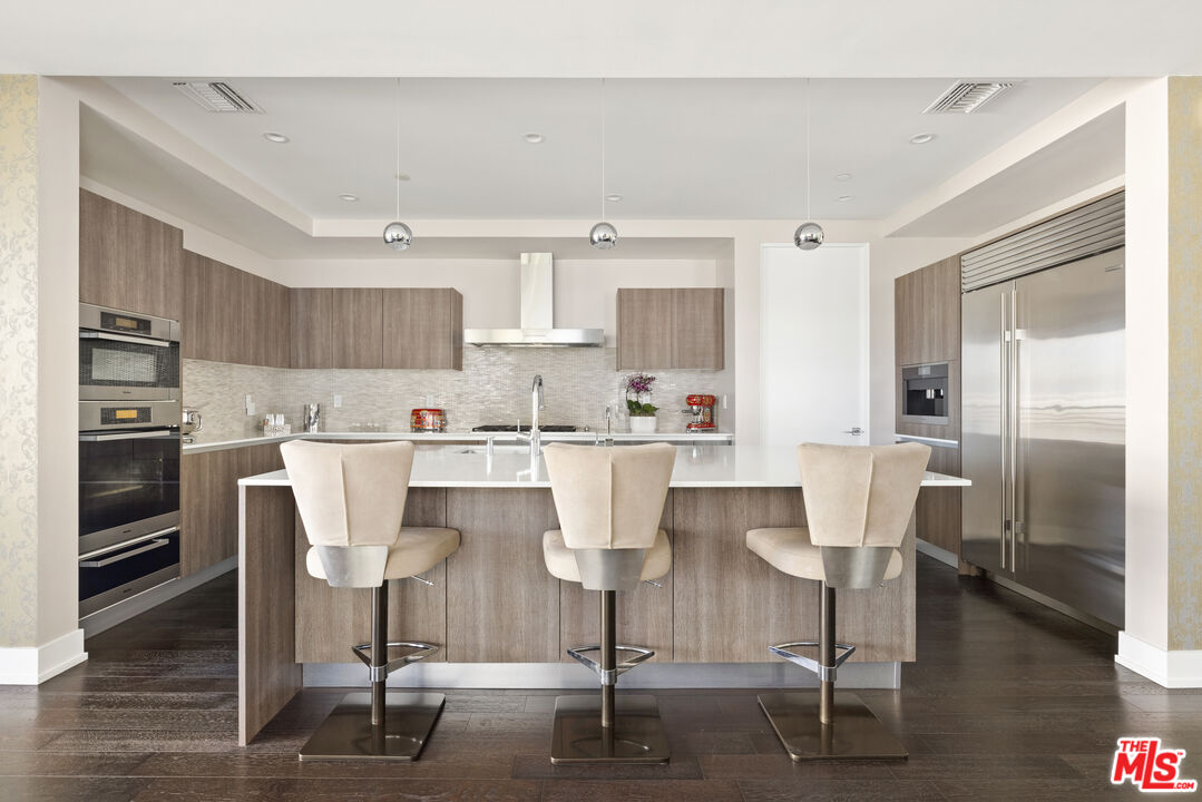 450 N Palm Dr Unit: 507, Beverly Hills 