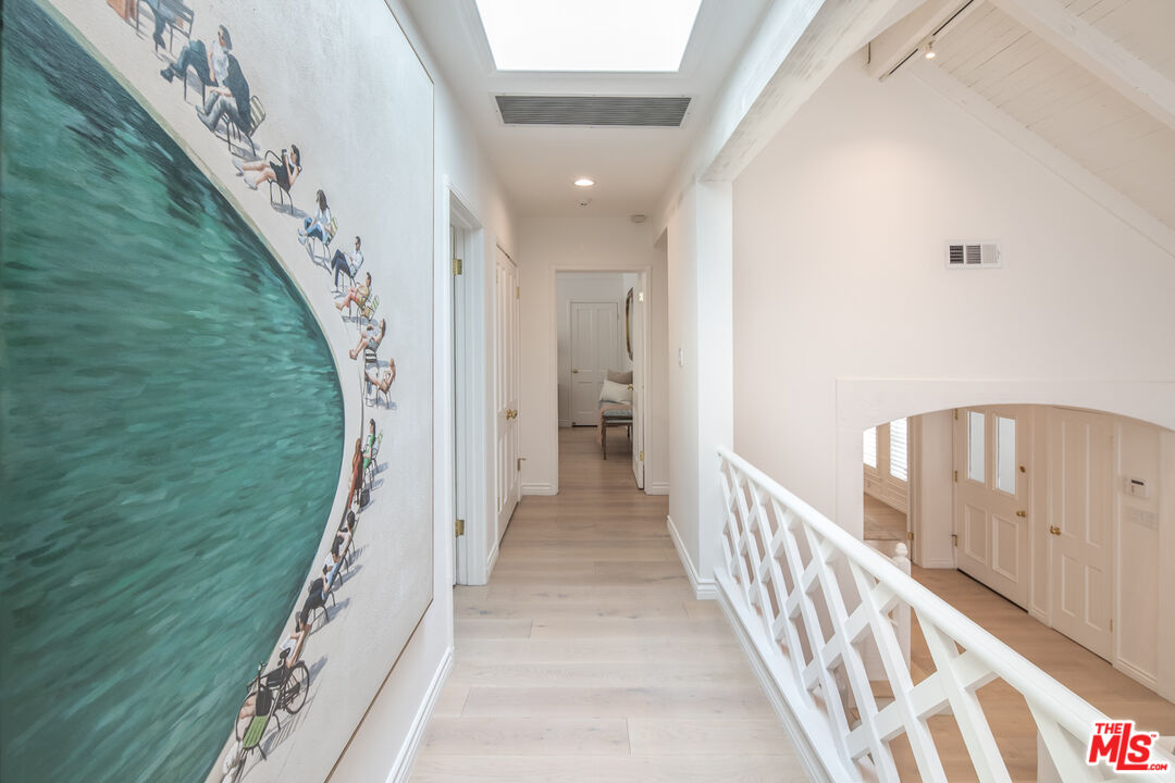 1134 San Ysidro Dr, Beverly Hills 