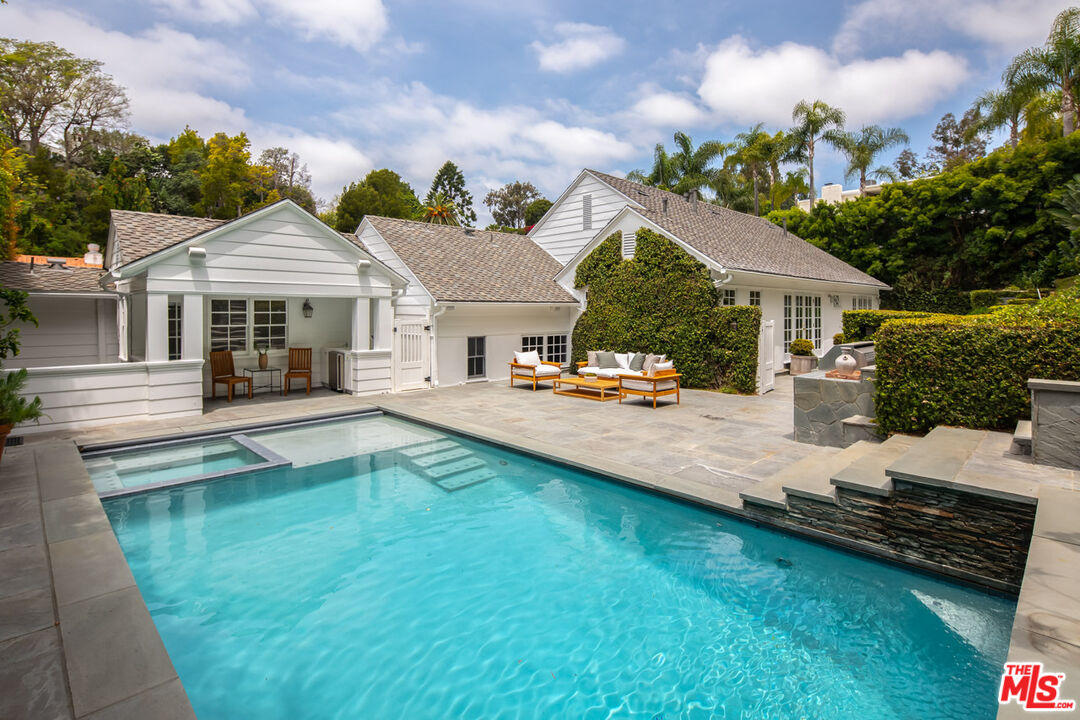 1134 San Ysidro Dr, Beverly Hills 
