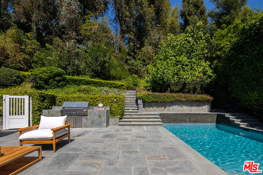 1134 San Ysidro Dr, Beverly Hills 