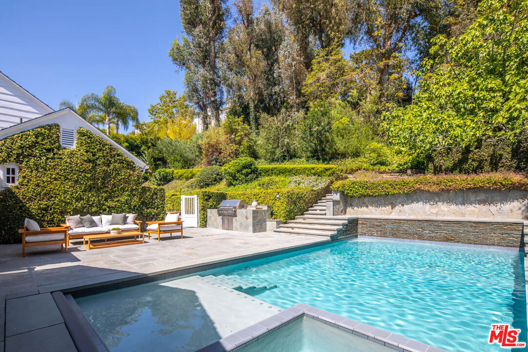 1134 San Ysidro Dr, Beverly Hills 