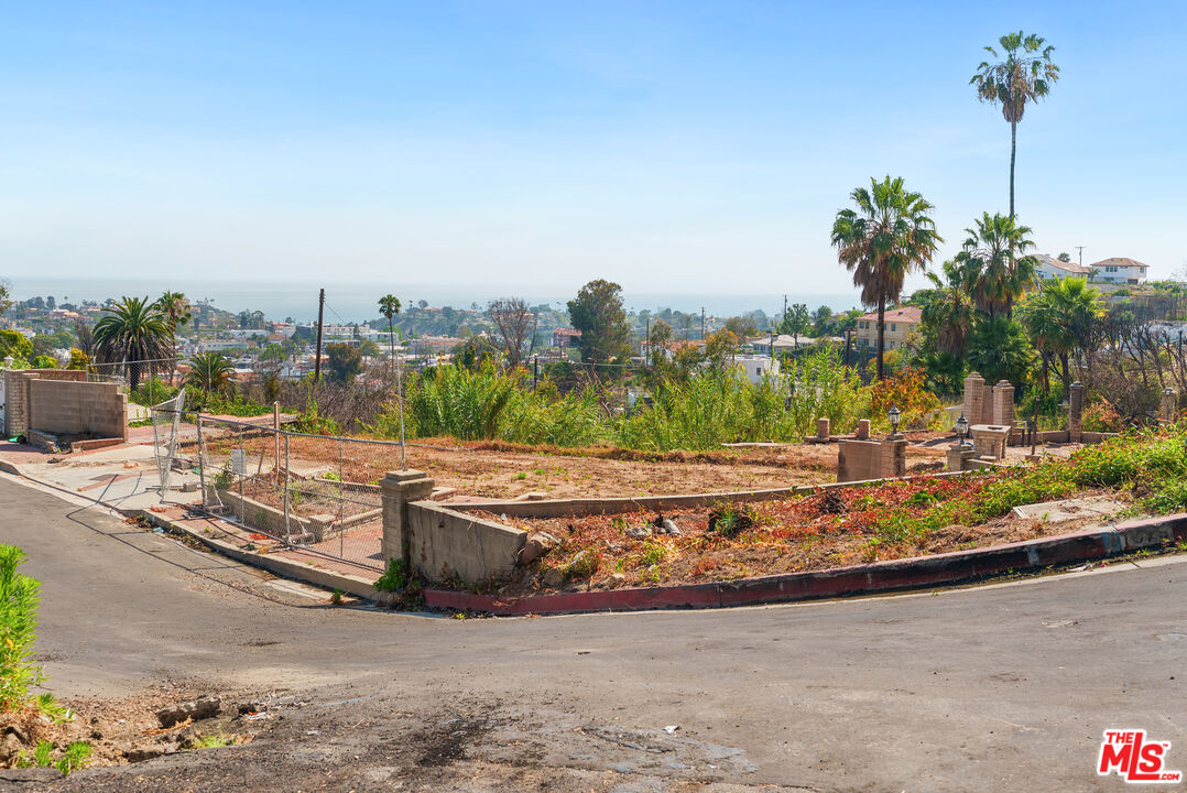 1365 Goucher St, Pacific Palisades 
