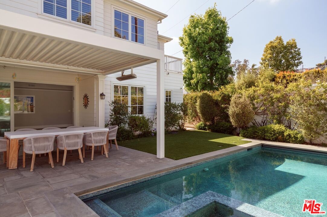 14750 Bestor Blvd, Pacific Palisades