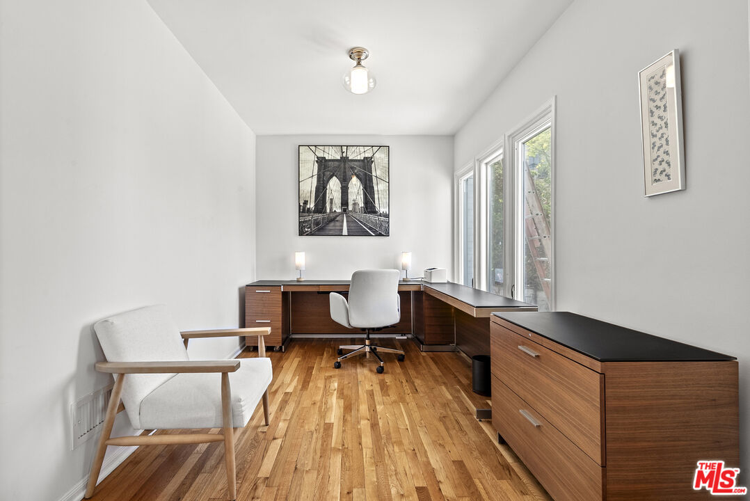 1972 Outpost Cir, Sunset Strip