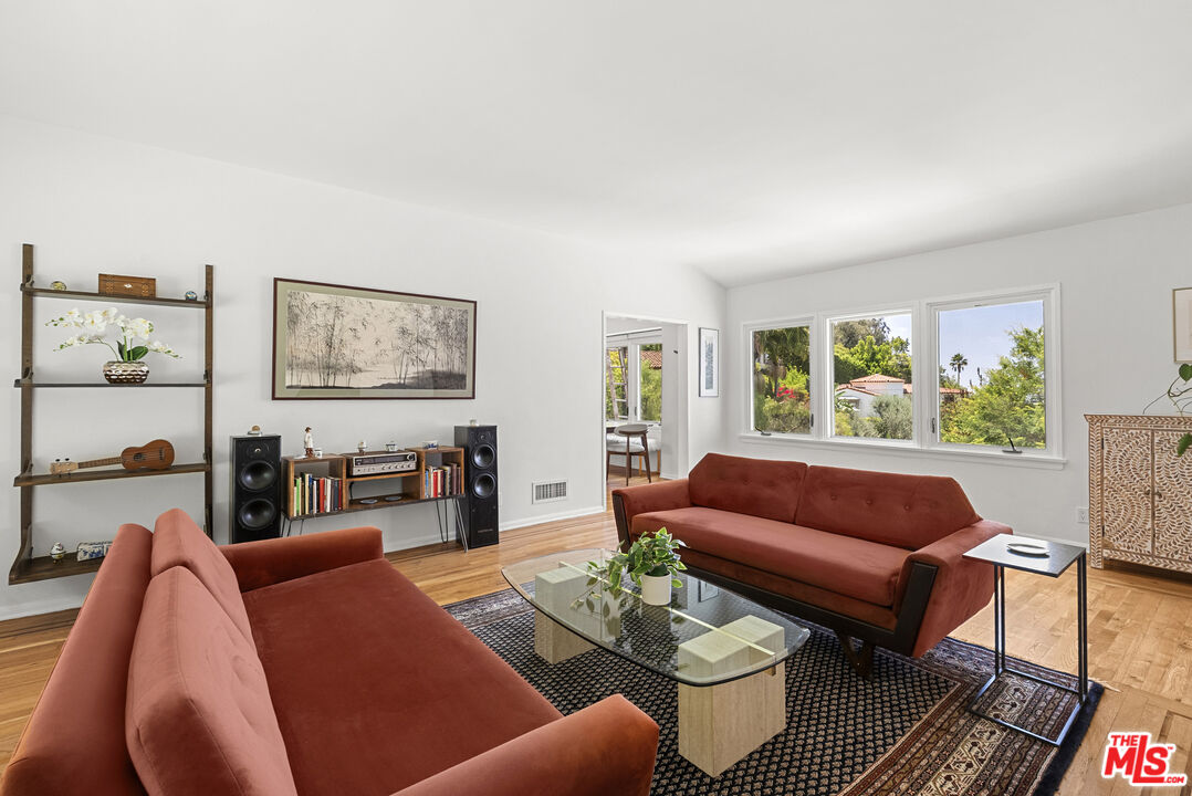 1972 Outpost Cir, Sunset Strip