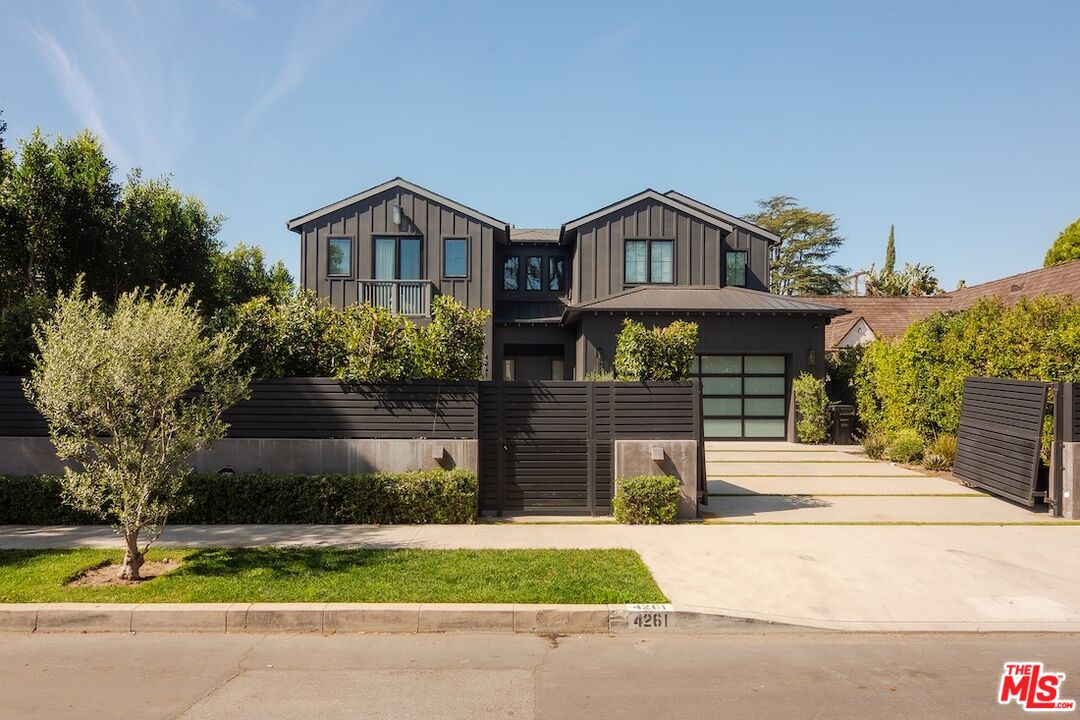 4261 Denny Ave, Toluca Lake