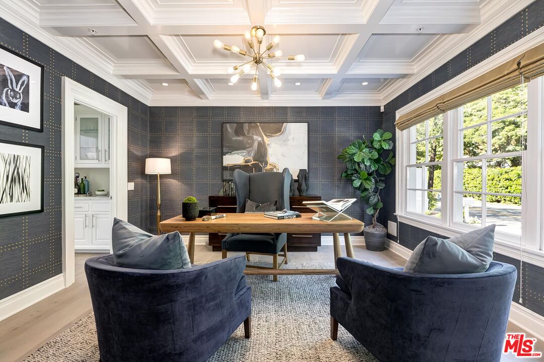 2803 Mandeville Canyon