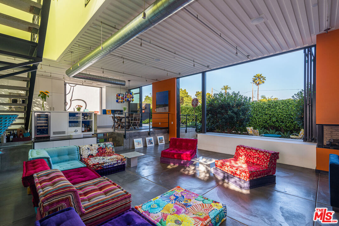 813 Palms, Venice