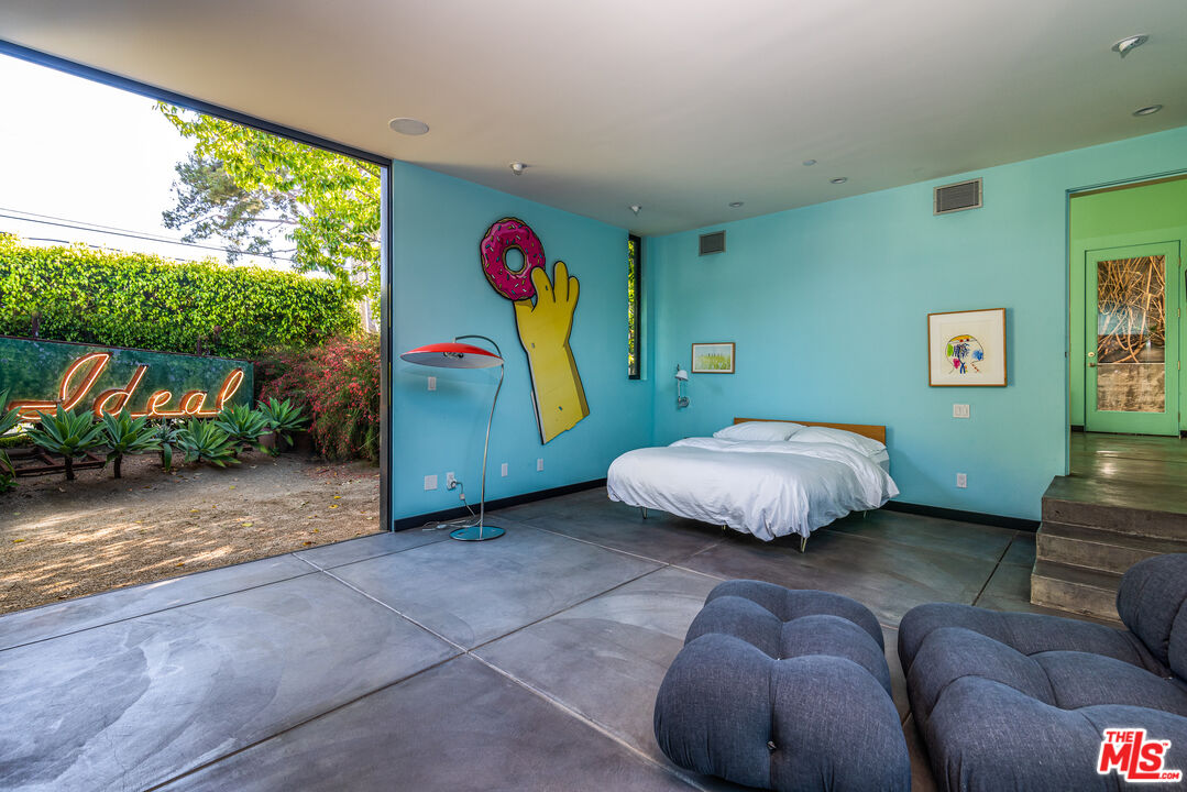 813 Palms, Venice