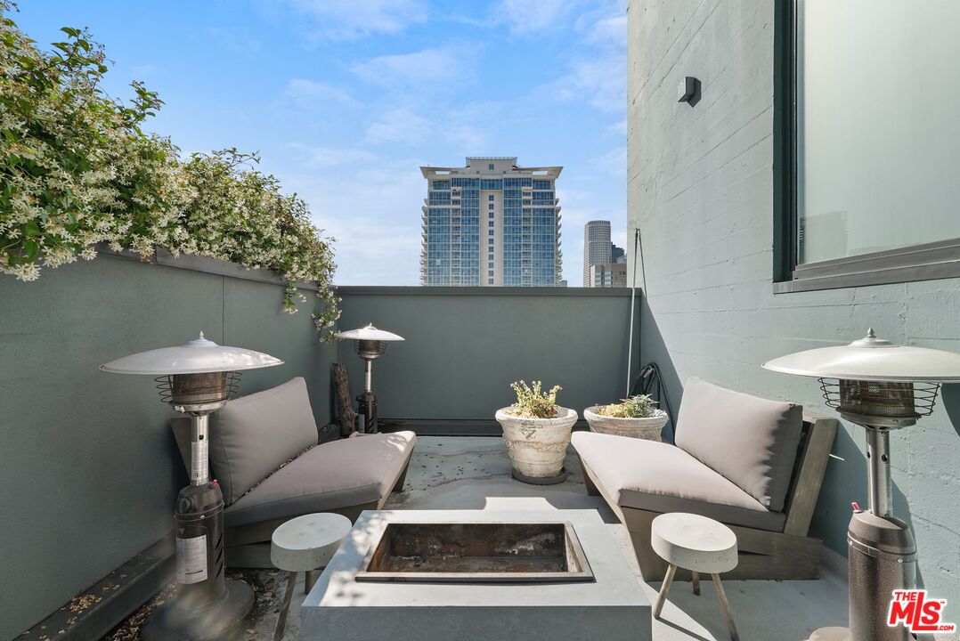 849 S Broadway Unit: 1210, Downtown LA