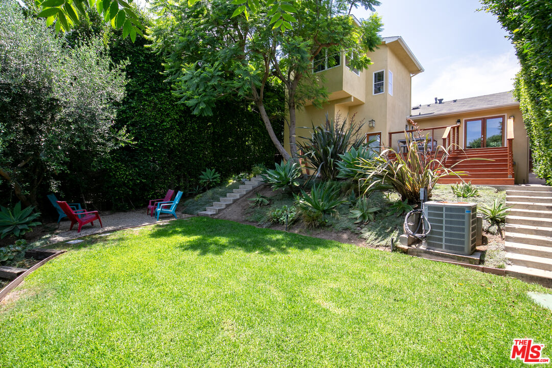 1530 S Sierra Bonita Ave