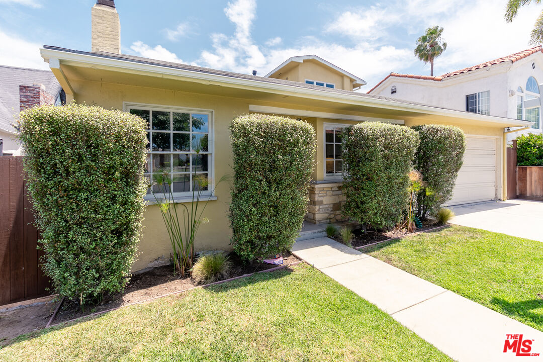 1530 S Sierra Bonita Ave