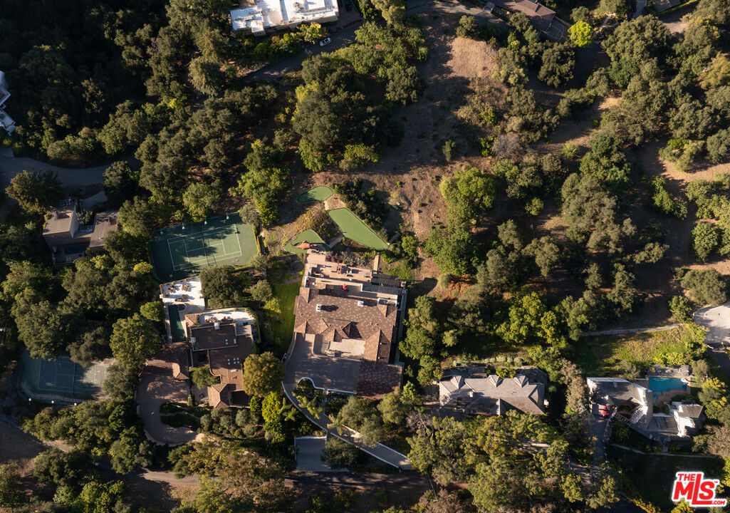 14655 Mulholland Dr, Bel Air